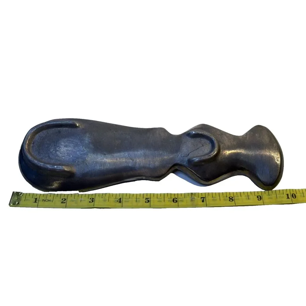 Unbranded vintage cast